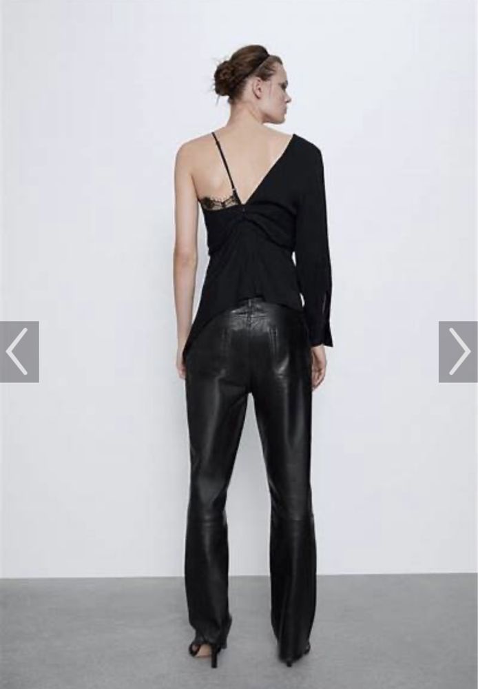 Чорна асіметрична блуза Zara