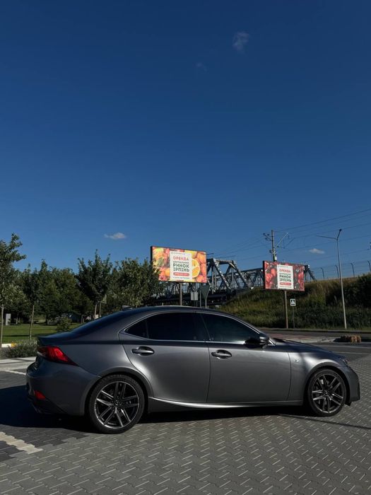 Lexus IS300 f-sport 2018