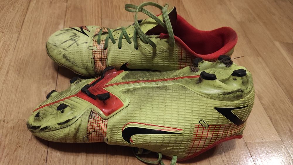 Buty korki do grania, Nike r. 35