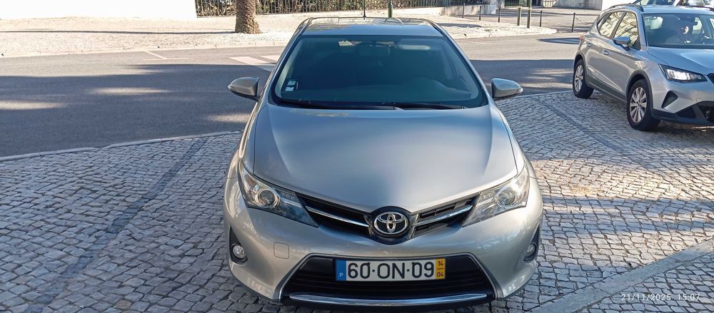 Toyota Auris 1.4 D4D com 139000 km