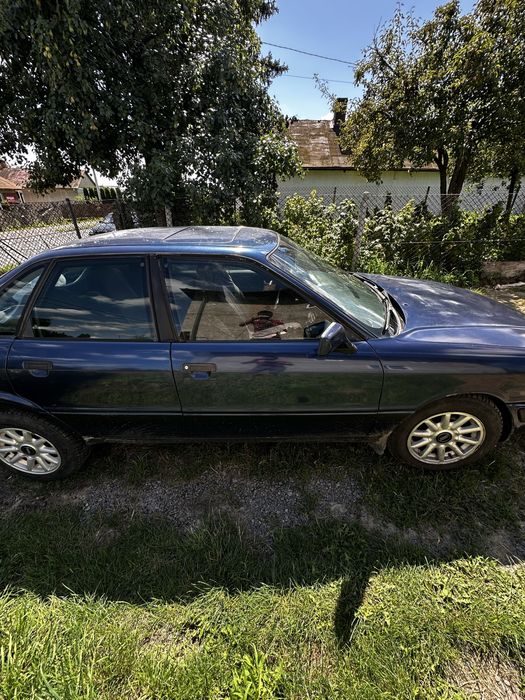 Ауді.      80       B3