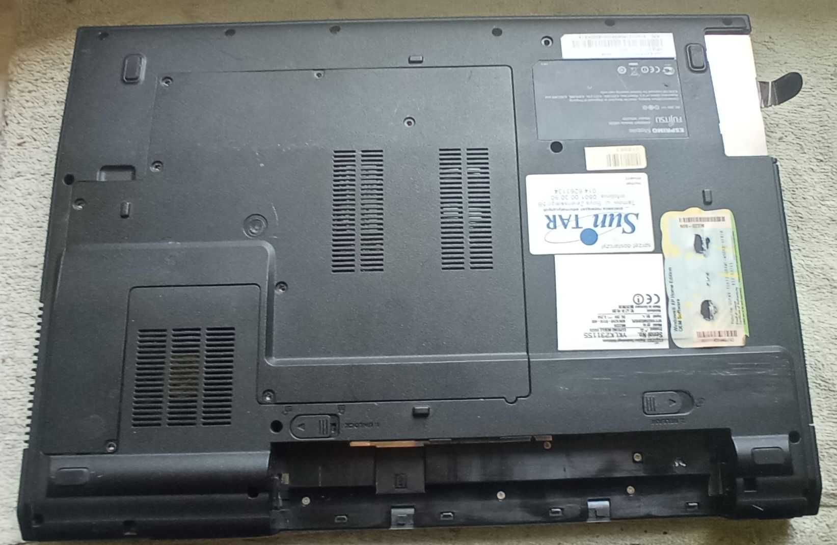 laptop Fujitsu V6535