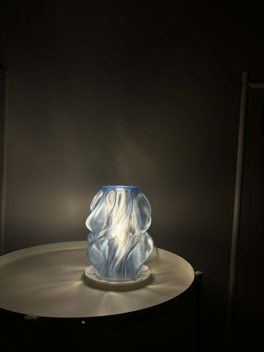 Lamp organic shape scandi style