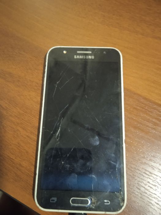 Самсунг Galaxy j5
