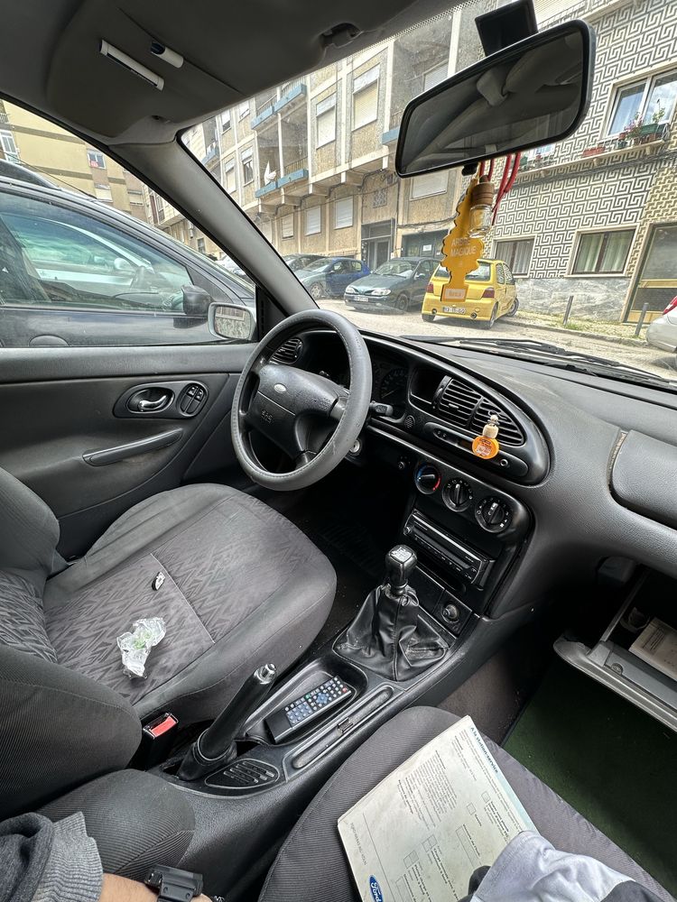 Ford mondeo sw 1999 1.8TD preço negociavel para peças ou reforma
