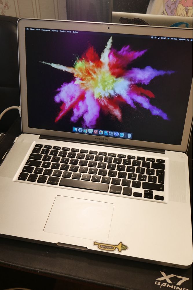 Apple Macbook PRO A1286 late 2011 в робочому стані з рідним зарядним