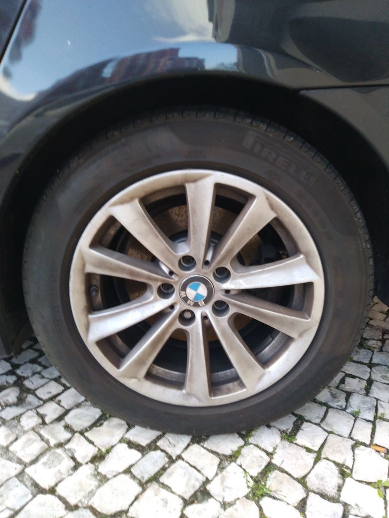 4 Jantes BMW com Pneus Pirelli 225/55/R17