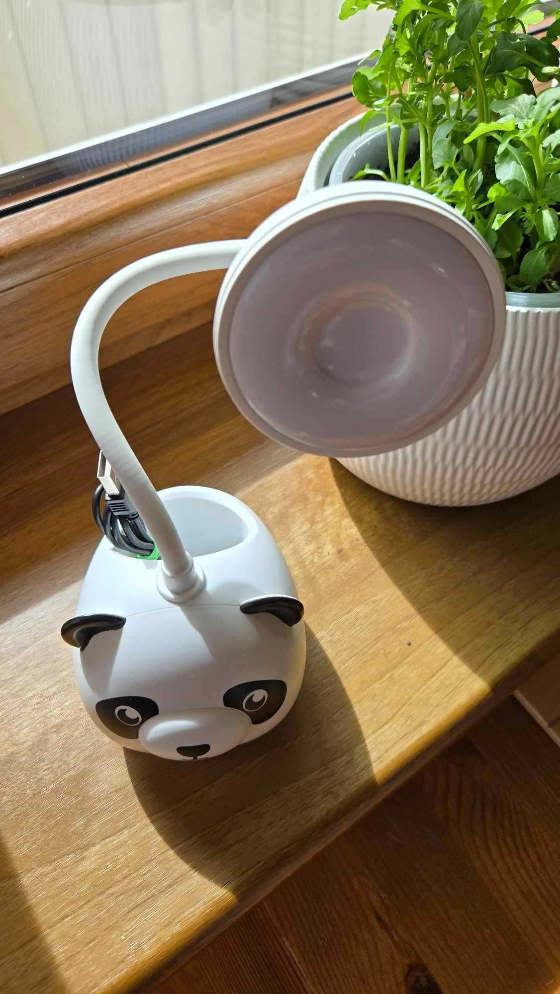 Lampka biurkowa dla dzieci LED bezprzewodowa z akumulatorem Panda