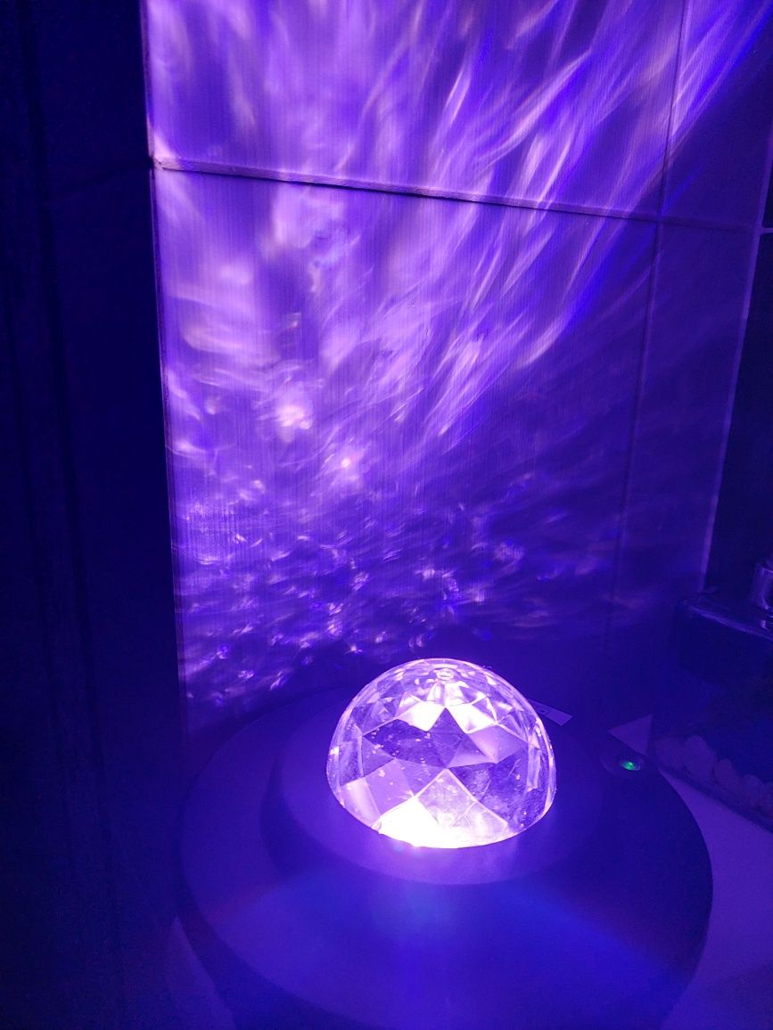Nowa lampka gwiazdy z głośnikiem bluetooth