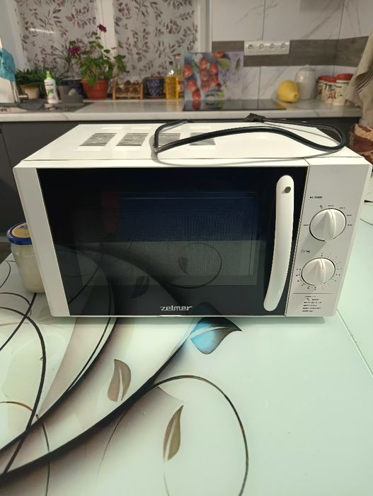 Мікрохвильова піч ZELMER