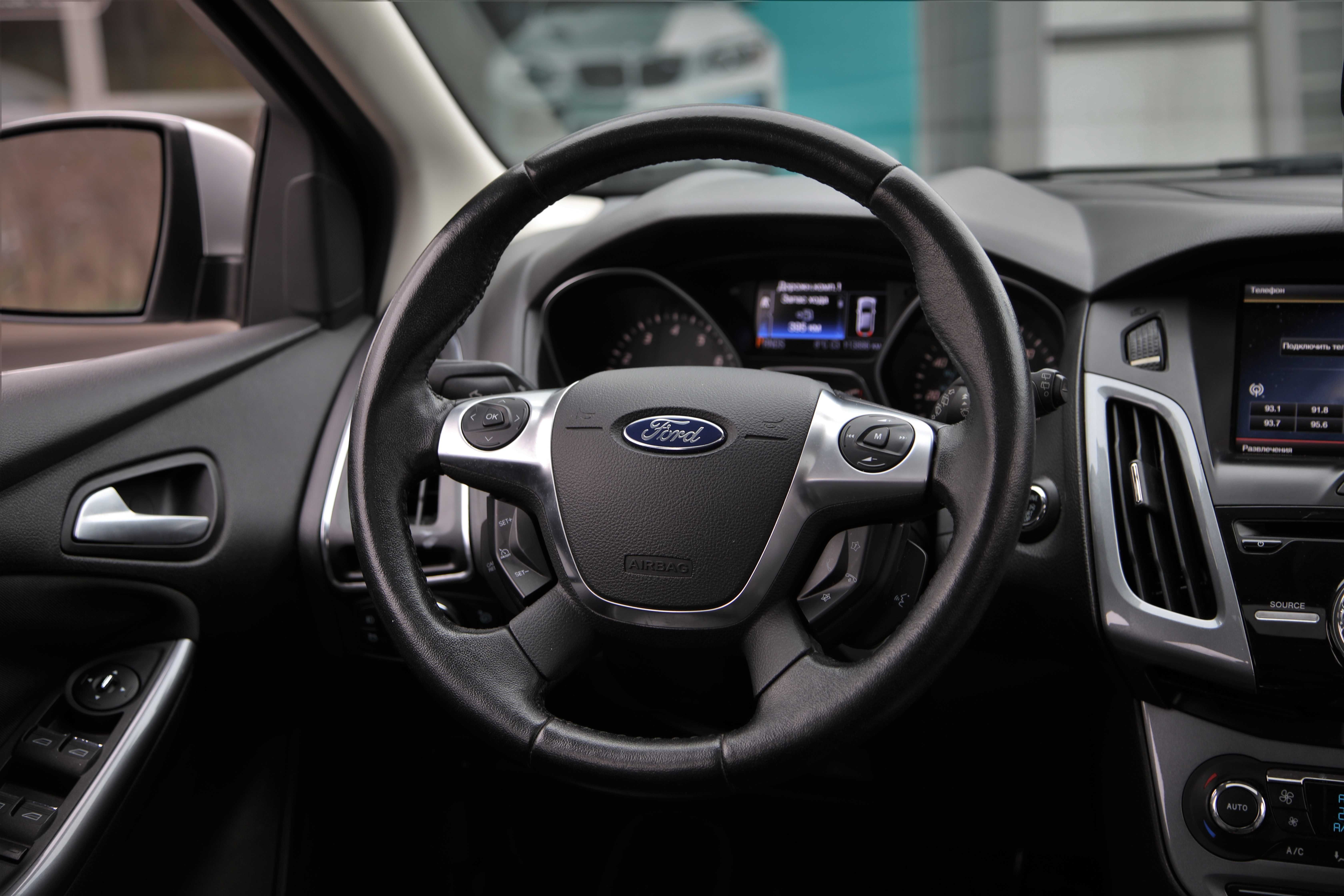Ford Focus 2013 року