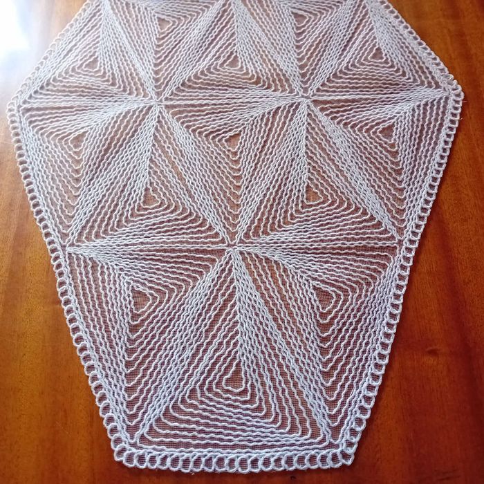 PIĘKNY bieznik 105 cm x 33cm jasny ecru