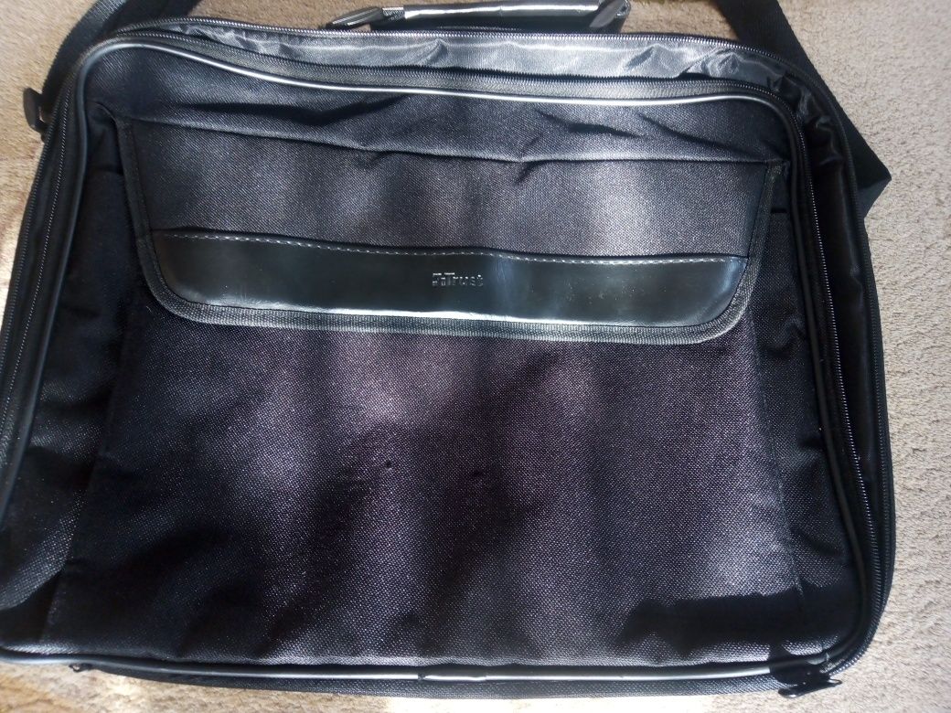 Torba na laptopa