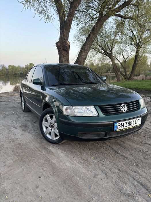 Продам Volkswagen Passat B5 1.6 бензин