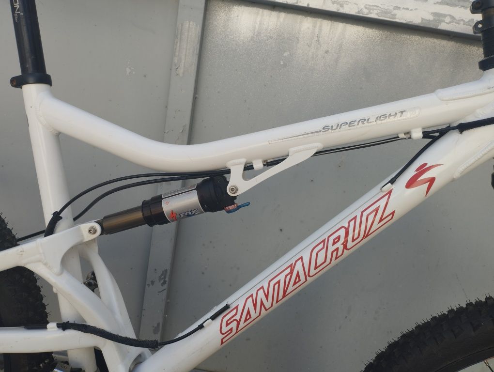 Bicicleta BTT Santa Cruz Superlight c/ rodas 27,5