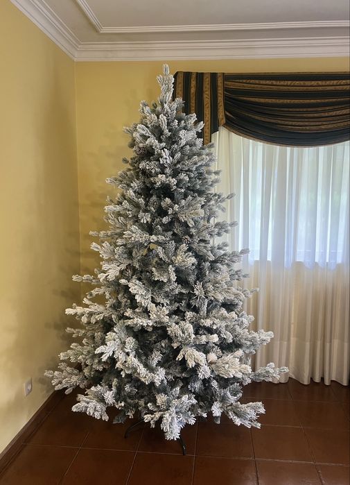 Árvore de Natal Super Nevada 2.10cm