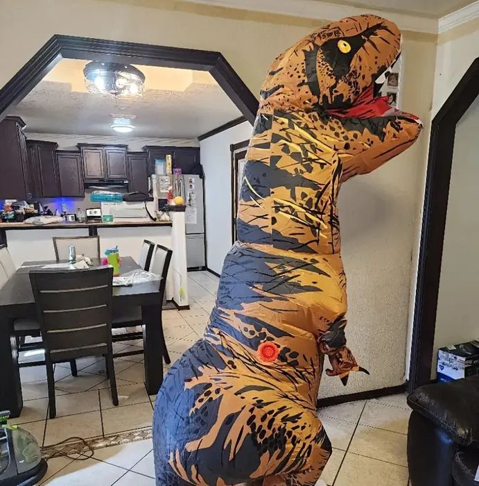 Надувний костюм динозавра, дракона. Косплей. Розіграш. Аніме. Хелловін