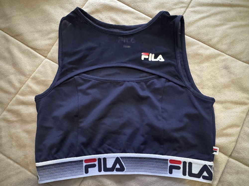 Top desporto marca Fila