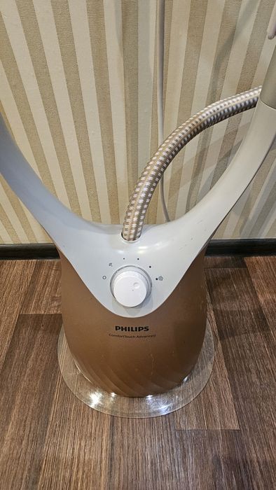 Вертикальна праска, відпарювач Philips