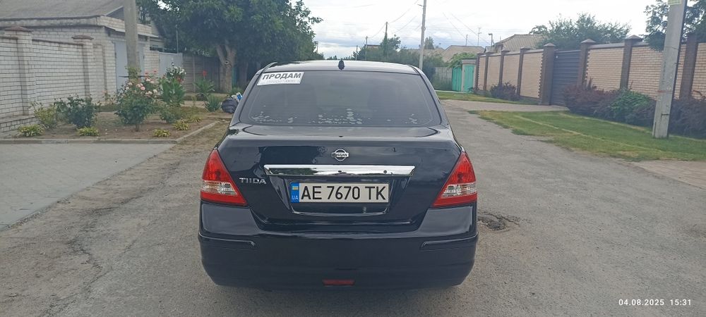 Super Nissan Tiida