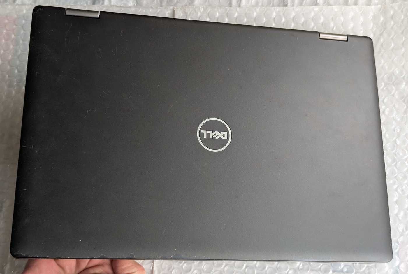ноутбук 2в1 Dell Inspiron 13-7353 i3 6100U DDR8gb ssd 64 gb