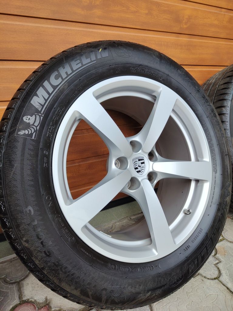 Диски R18 Porsche Macan Порше Макан з резиною 230 60 18 255 55 18