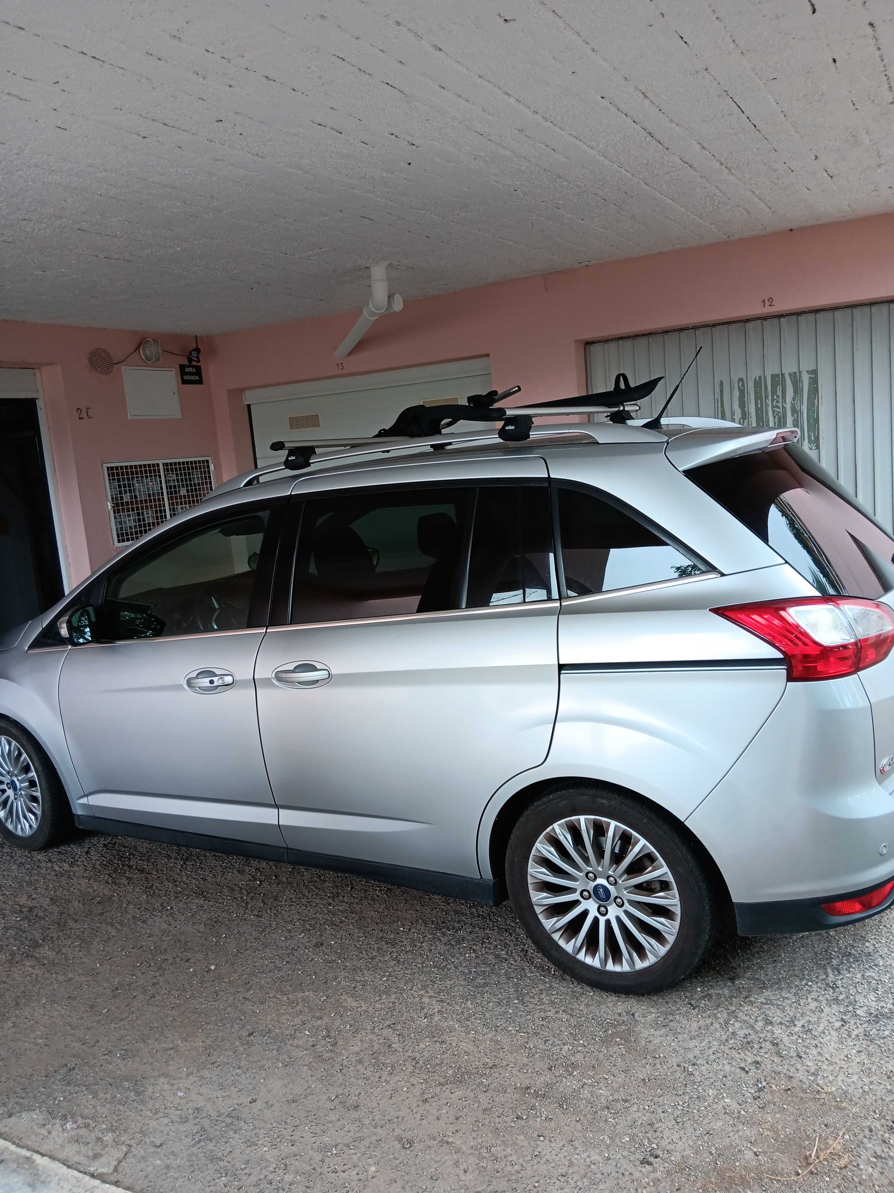 Ford grand Cmax 7 lugares