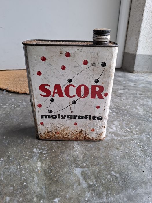 Lata antiga Saccor