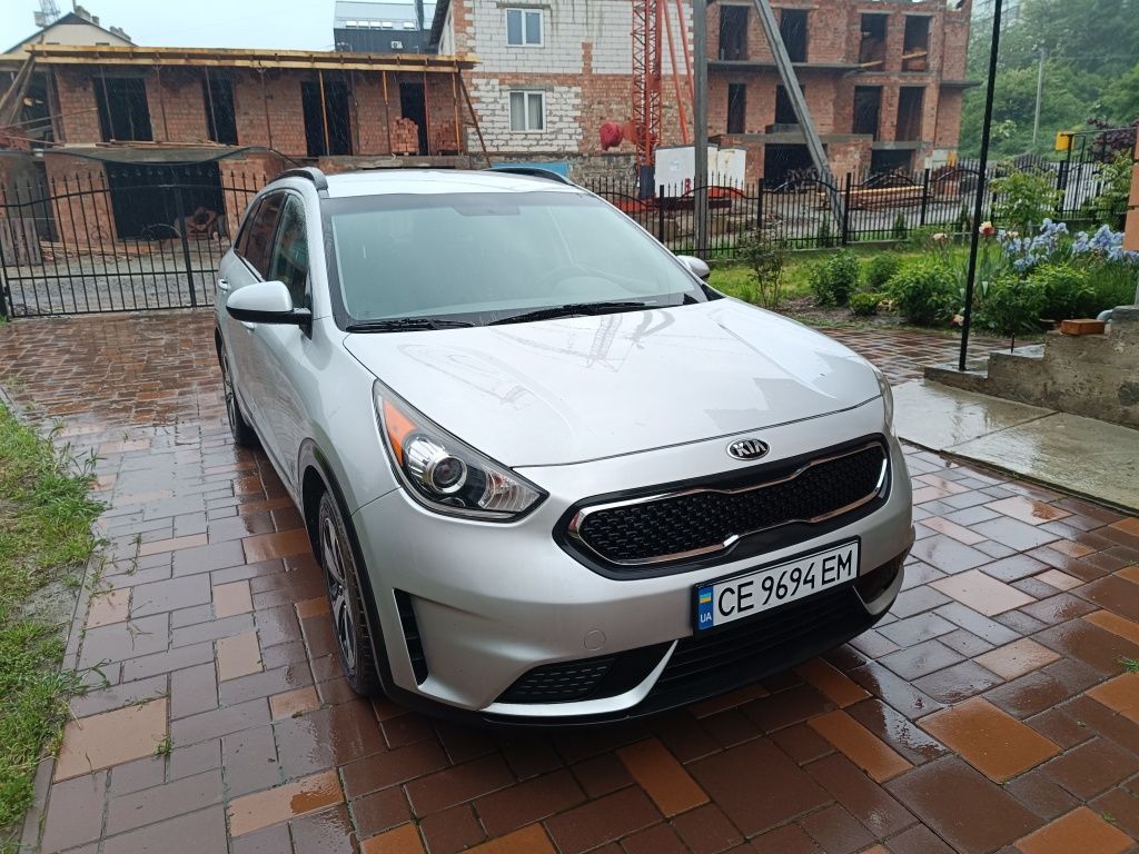 Kia Niro  2017  hybrid  business edition