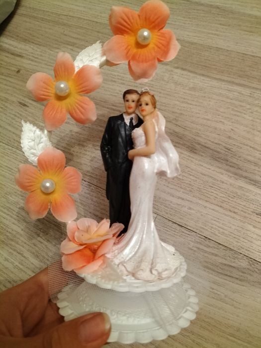 Dekoracja na tort ślubny