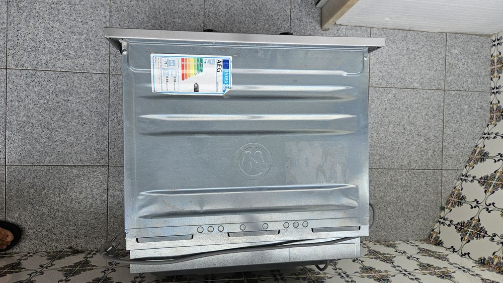 Forno a Vapor AEG BPS351120M (71 L - 59,5 cm]
