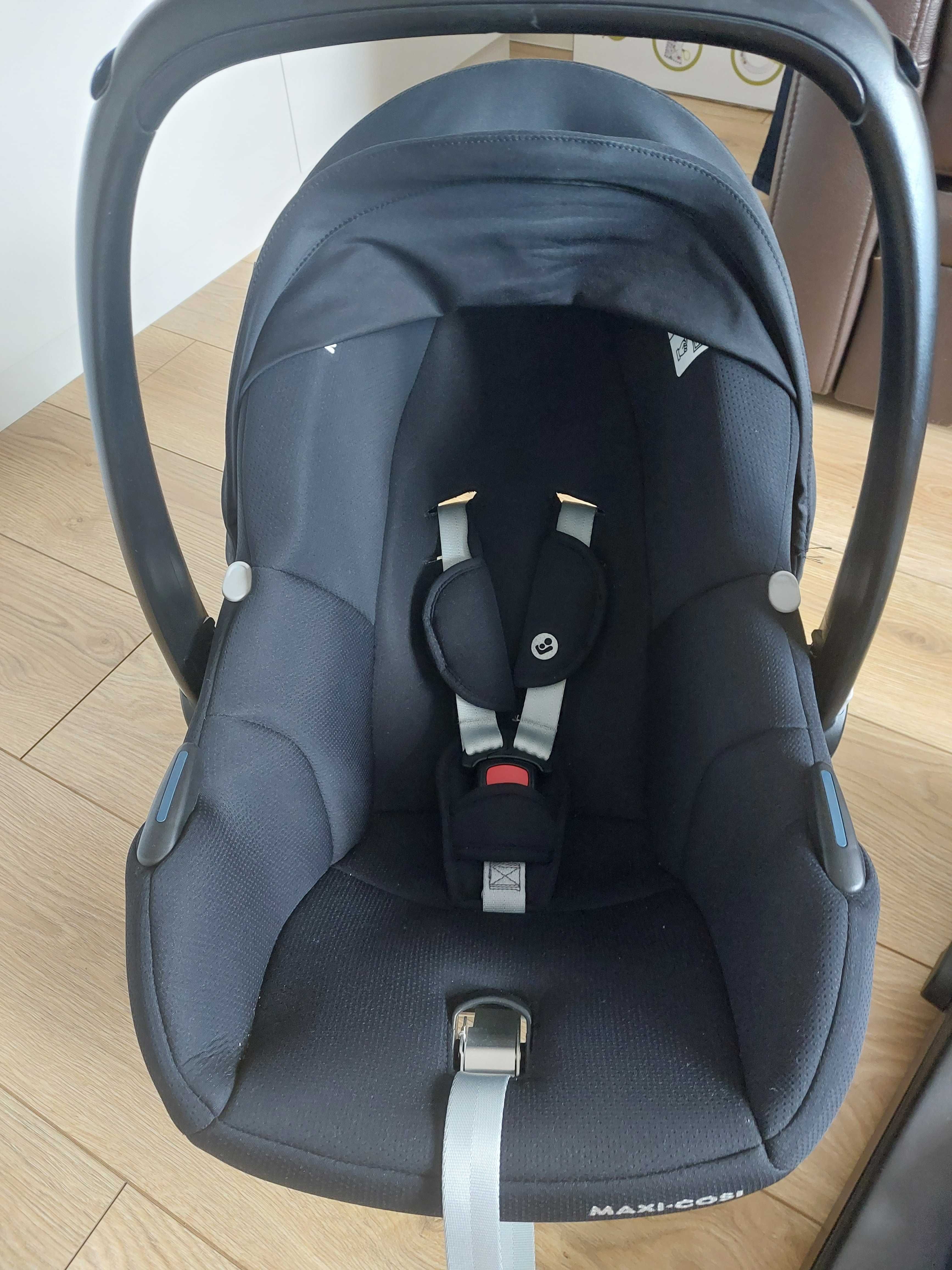 Foletik Maxi Cosi CabrioFix i-Size z bazą