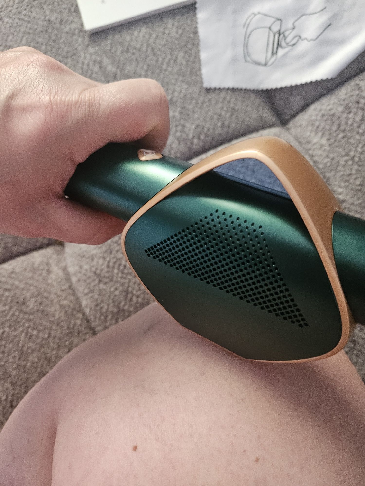 Depilator laserowy