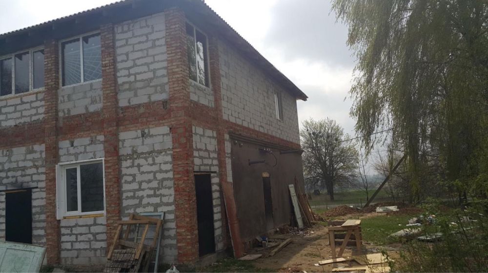 Будинок дача під бізнес біля Луцька