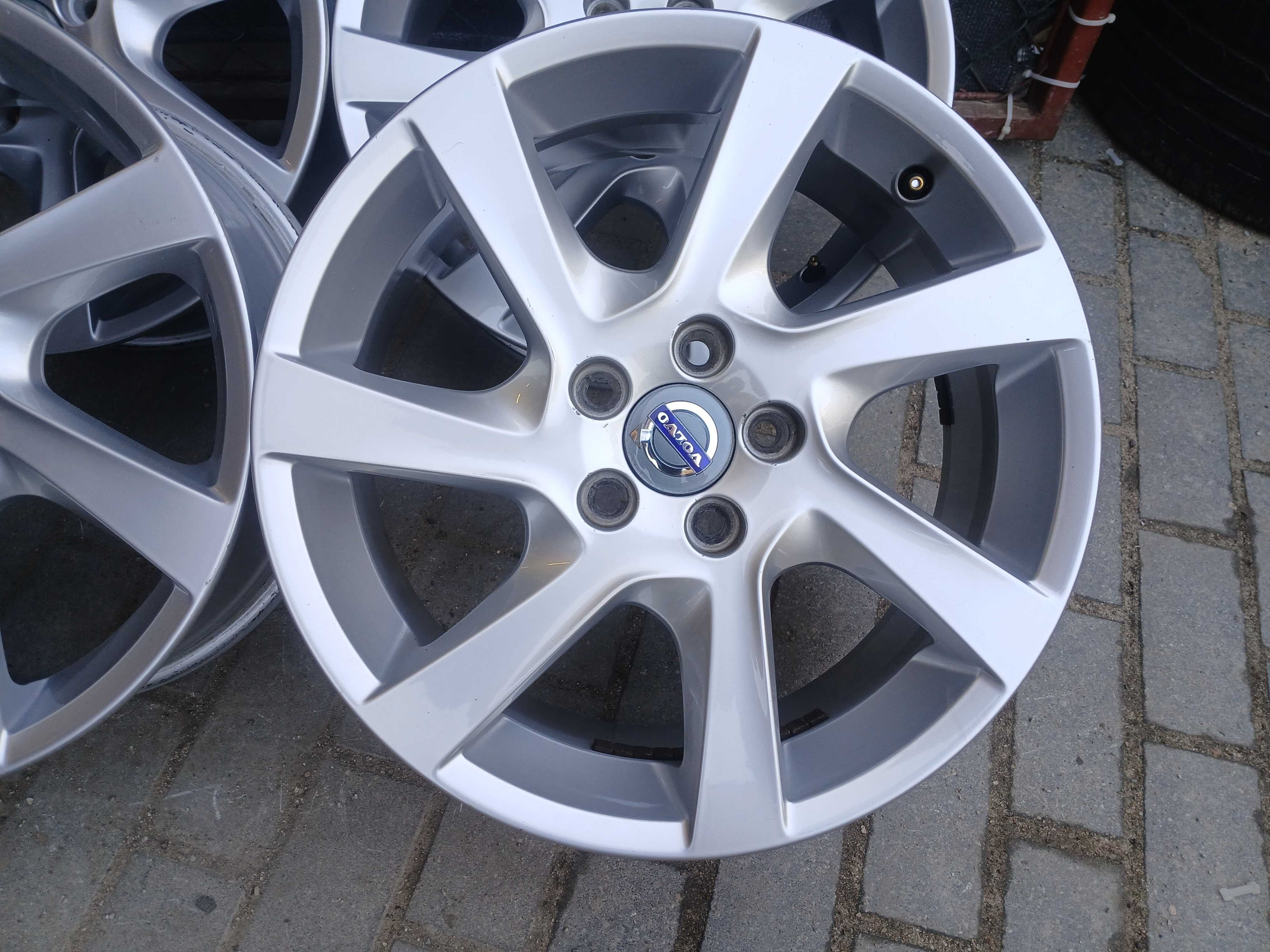 4x felgi 17 5x108 Volvo C30 V40 V50 S60 S80 S90 XC40 XC60 XC70 XC90