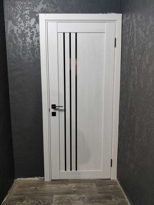 Міжкімнатні двері, є послуги врізки, встановлення