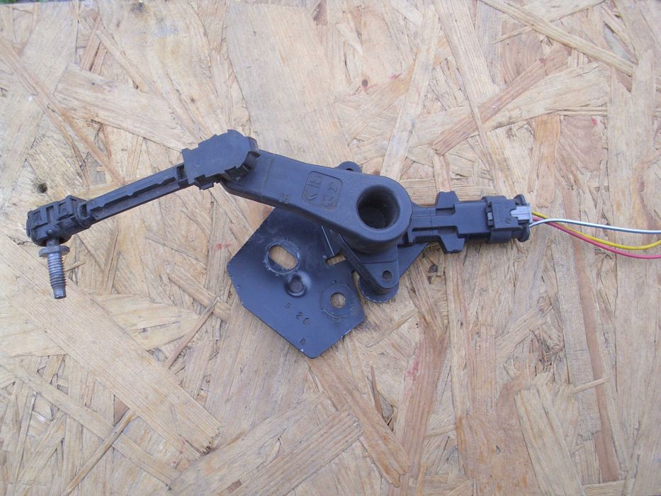 Czujnik poziomowania świateł tył Peugeot 5008, 408,308 , Citroen C 5