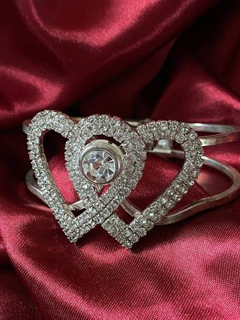 Браслет "два серця" під срібло з діамантами | для нареченої, на весілл