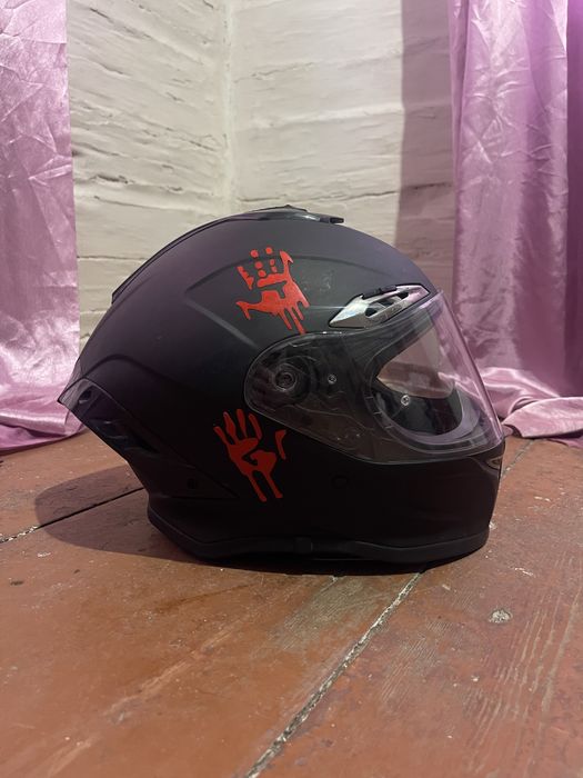 Мотошолом чорний матовий (в комплекті 2 візори)