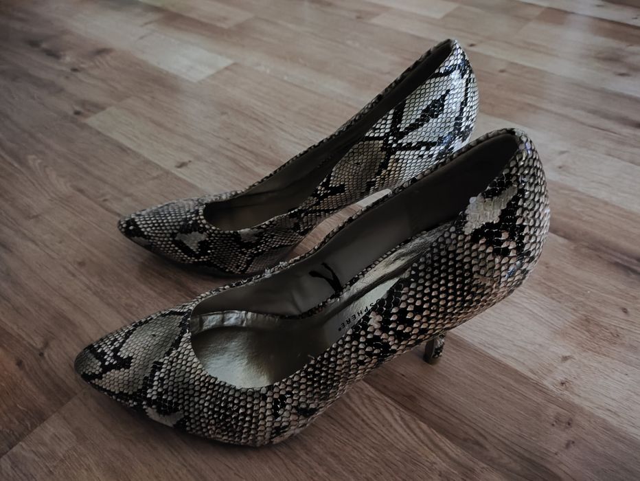 Nowe buty szpilki r.41