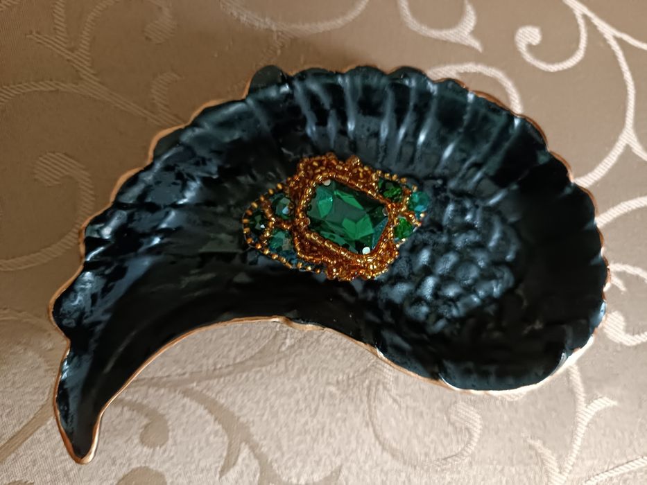 Авторські Патріотичні Брошки з бісеру та каміння