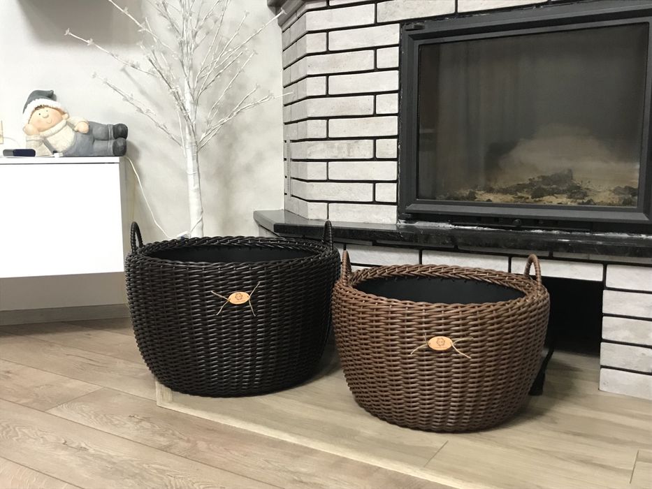 Вироби зі штучного ротангу