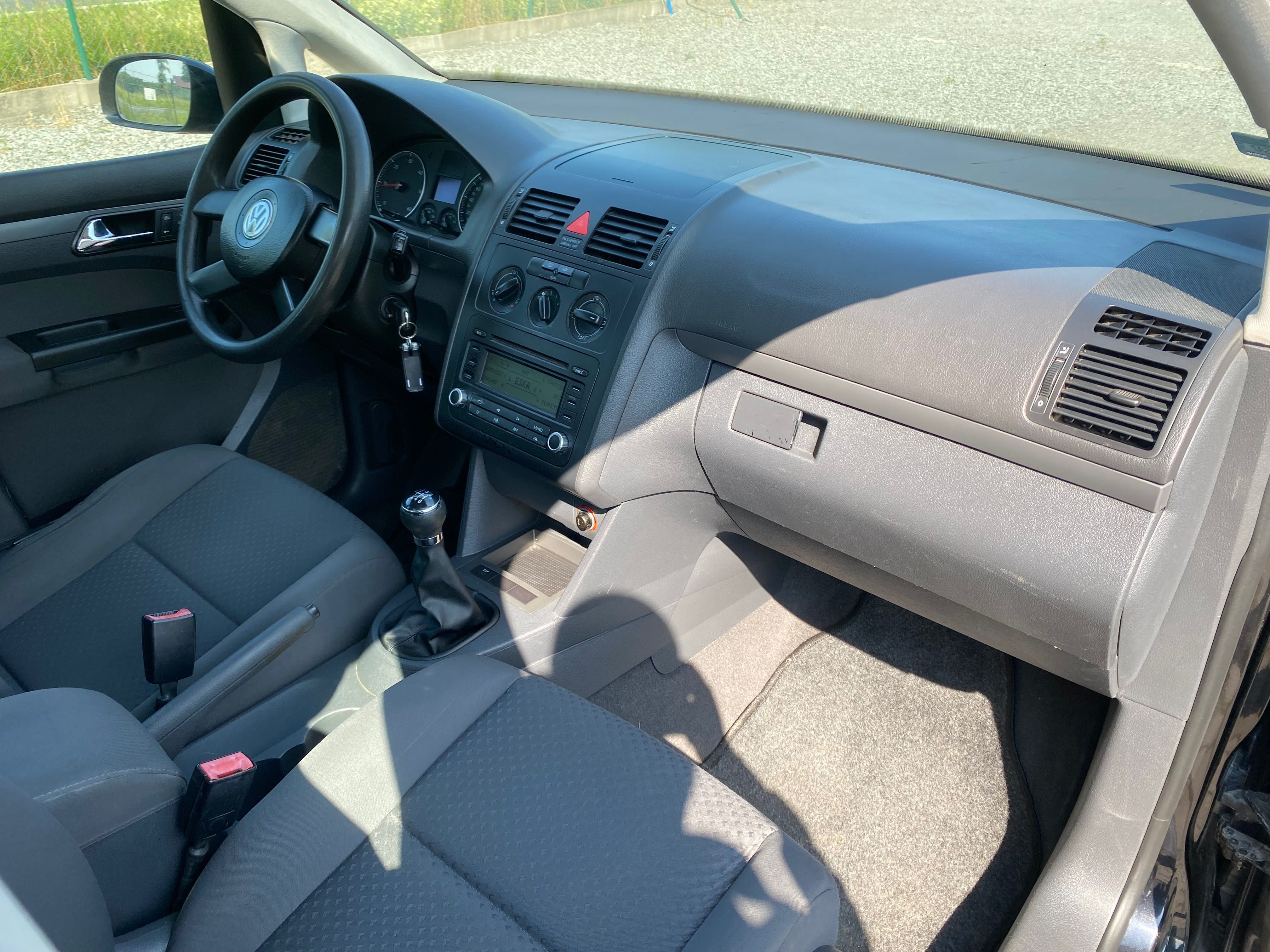 VW Touran 1.9 tdi 105KM klima bez korozji ważne opłaty