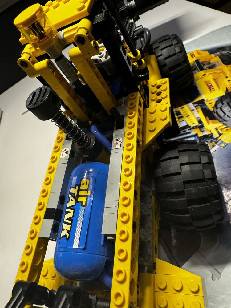 Lego technic 8464 koparka duza pneumatic