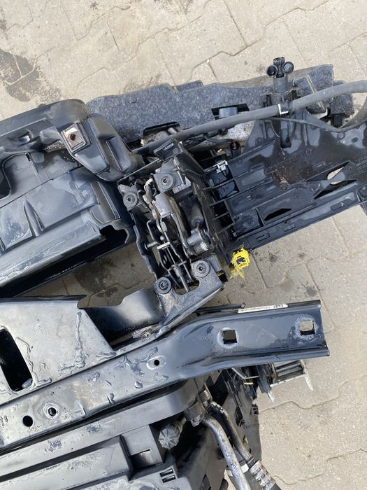 Pas przedni wzmocnienie czolowe belka chlodnice m pakiet bmw f10 f11