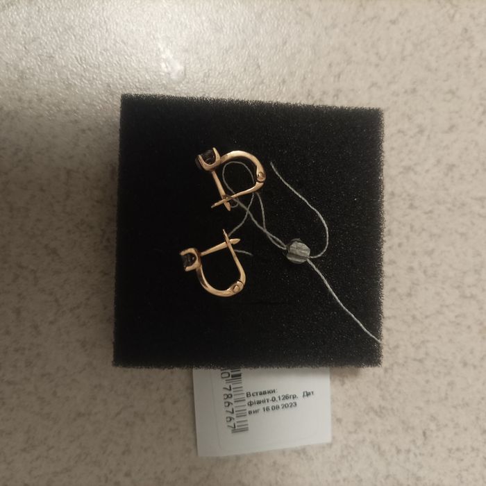 Золоті сережки нові