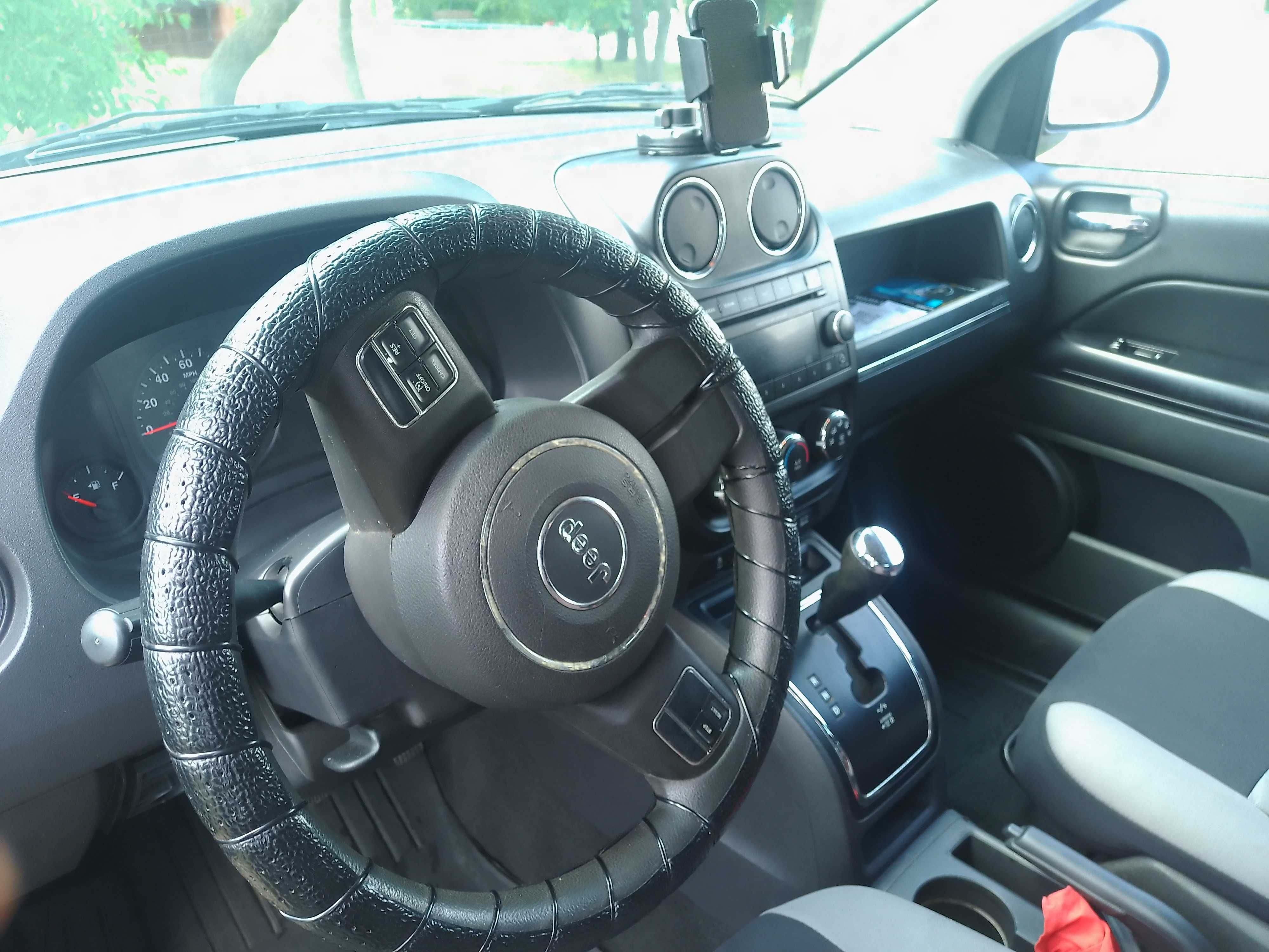 продам Jeep Compass
