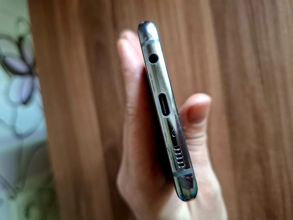 Samsung galaxy s10+