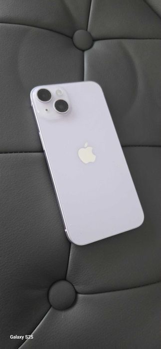 iPhone 14 à venda em excelente estado, inclui capa e película.