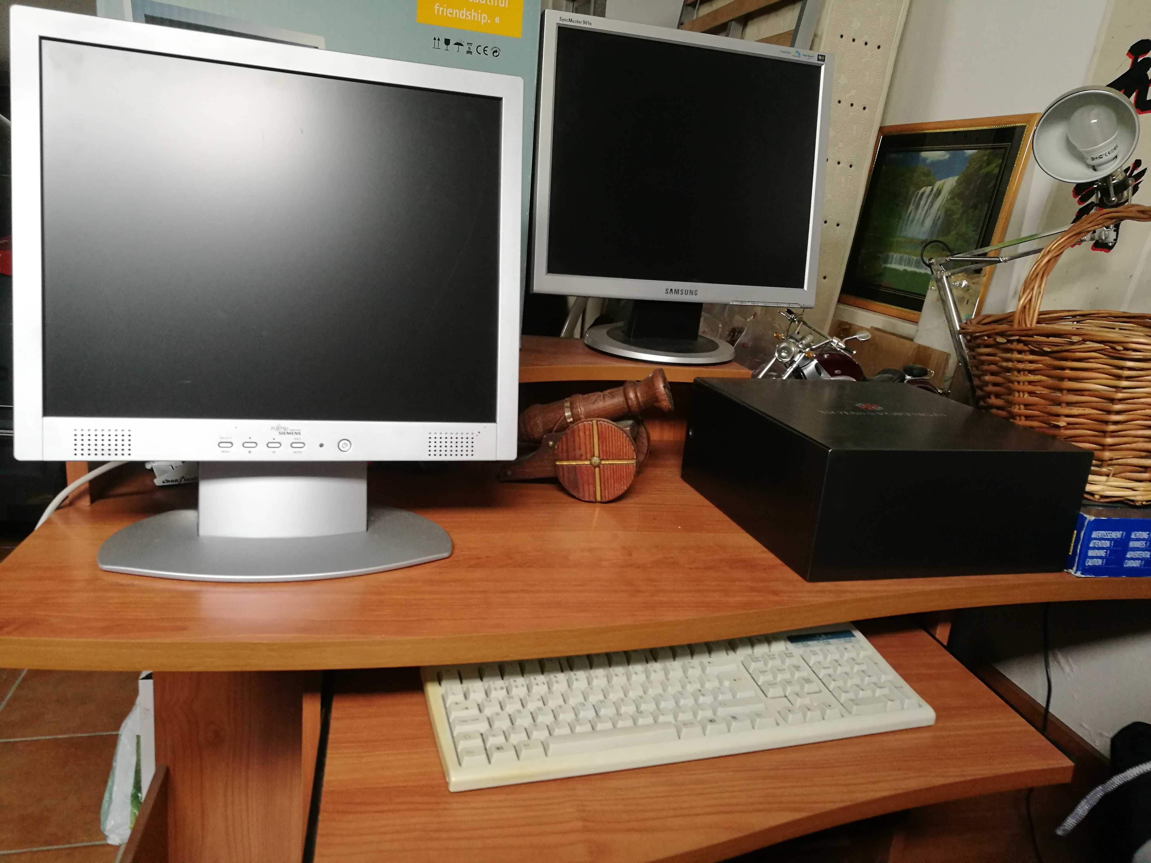 Oportunidade: Monitor Fujitsu-Siemens C19-1